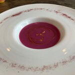 スパッツィオ･イノ - 赤大根のスープ