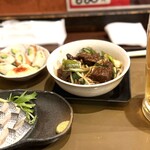 ちょいのみてい - 刺身（小肌系），ちくわきゅうり，レバニラ，生ビール（パーフェクト中）