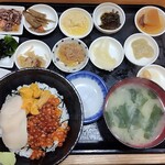 朝市の味処 茶夢 - うにほたていくら丼
