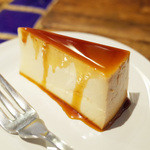 スパイスカフェ - ランチデザートのカスタードプリン