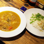 スパイスカフェ - かきカレー(ランチに+500円)
