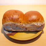 広進堂 - 記念パン（￥280）。半分にちぎれるので、食べやすい。気になるネーミングですよね？