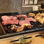 YAKINIKUEN 忍鬨 大阪梅田店 - 