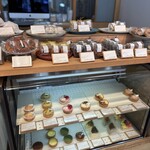 キュームタルト - ショーケース　宝石箱やッ‼︎