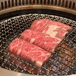 新宿 うしみつ - 厳選燻製和牛