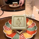 新宿 うしみつ - うしみつ最中アイス