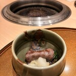 新宿 うしみつ - タンしゃぶ　柚子おろしと一緒に