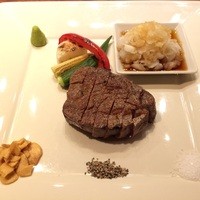 円居 新橋 - 和牛ステーキ！（フィレ）