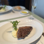 37 Steakhouse & Bar - 