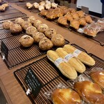 珈琲とパン ふたつ - 