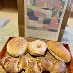 珈琲とパン ふたつ - 