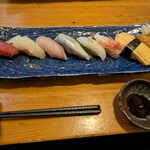 誠心 - 赤酢のお寿司８貫