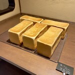 珈琲とパン ふたつ - 