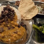 BLOCK HOUSE 水曜カレー - 