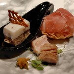 かまど焼 NIKUYOROZU - コース料理スタート