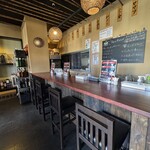 博多豚骨ラーメン ブタになります。 - 内観