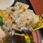 すしダイニング - 石焼きチャーハンリフト