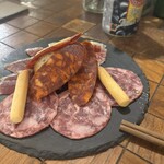 スパニッシュバル＆カフェ ニュートラル - 