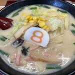 8番らーめん - 料理写真: