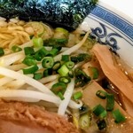 黒潮拉麺 - 塩黒潮ラーメンの小ネギ