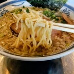 黒潮拉麺 - 塩黒潮ラーメンの麺