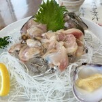 いさりび食堂 - アイラブ　蛤のお刺身。ニンニクで。