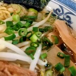 黒潮拉麺 - 塩黒潮ラーメンの小ネギ