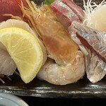 魚康 - エビとアジの刺身