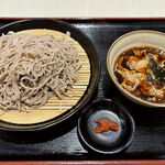 小木曽製粉所 - 料理写真:肉つけそば