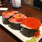 くまもと酒場池田屋 - トロタク330円　サーモンファミリー220円