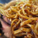 麺や 青雲志 - まぜそばチョモランマ＋２　青８辛の麺