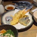 自家製麺十割そばと地酒 あけぼのや - 