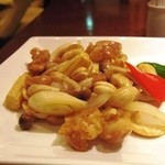 水蓮月 - 鶏肉とカシューナッツ炒め