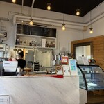 MILLS COFFEE - 店内
