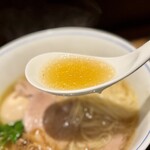 らぁ麺や 嶋 - 味玉らぁ麺【白醤油】（1,600円）