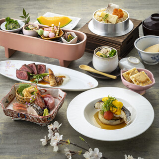 美味しいお料理は素材から。国産和牛や新鮮なお刺身を贅沢に