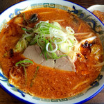 トチロヲ - 辛味噌らーめん 900円