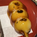 追分だんご本舗 新宿本店 - みたらし団子　びっくりするほどの美味しさ✨