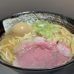 自家製麺 大和 - 牛らぁ麺（白醤油）＋味玉