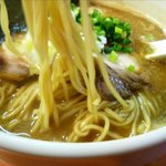 麺屋 高橋 - おさかな正油２の麺