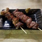 ちっぺ - ナンコツ（200円）・カシラ（150円）