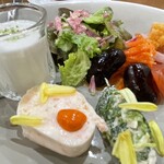 武蔵新田 Bistro Un Dix - 平日のランチセット、前菜盛り合わせ