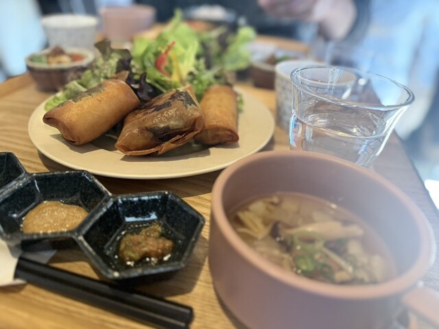 はるまき食堂 凸凹 - 三河一宮/中華料理 | 食べログ