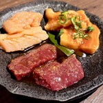 黒毛和牛焼肉 白か黒 - 