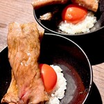 黒毛和牛焼肉 白か黒 - 