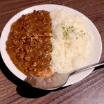 黒毛和牛焼肉 白か黒 - 