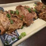 くわっちー家 - 軟骨そーき 丸ごと一本炙焼　