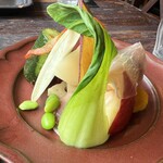 Cafe En楽 - 前菜の盛り合わせ芸術的です！ひとつひとつのお野菜がとてもご丁寧に調理されていて、ひとつひとつ味付けも違う♡贅沢な前菜です。