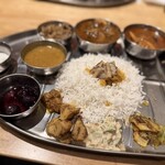 スパイスアンドカレー黄金の風 - 