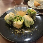 春巻き専門店 はるまきバトン - エビとアボカドの生春巻き